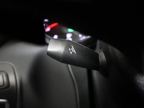 Used 2022 Mercedes-Benz GLC 300 GLC 300 image 35