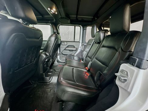 Used 2021 Jeep Wrangler Unlimited Rubicon AWD/4WD image 28