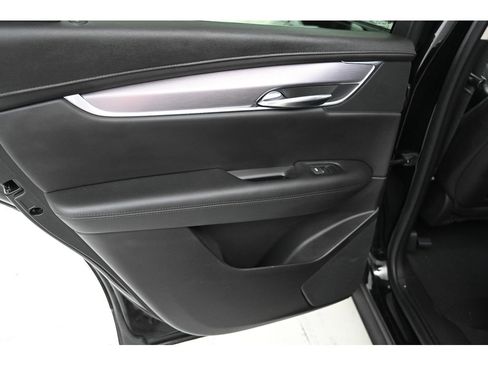 Used 2019 Cadillac XT5 Luxury image 25