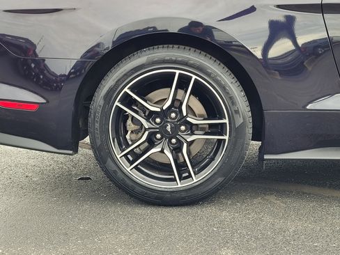 Certified 2022 Ford Mustang GT RWD image 11