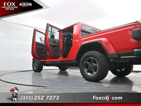 Used 2022 Jeep Gladiator Rubicon w/ LED Lighting Group AWD/4WD image 38