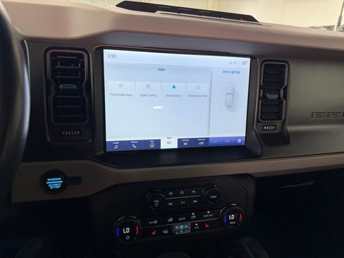 Used 2023 Ford Bronco Wildtrak image 23