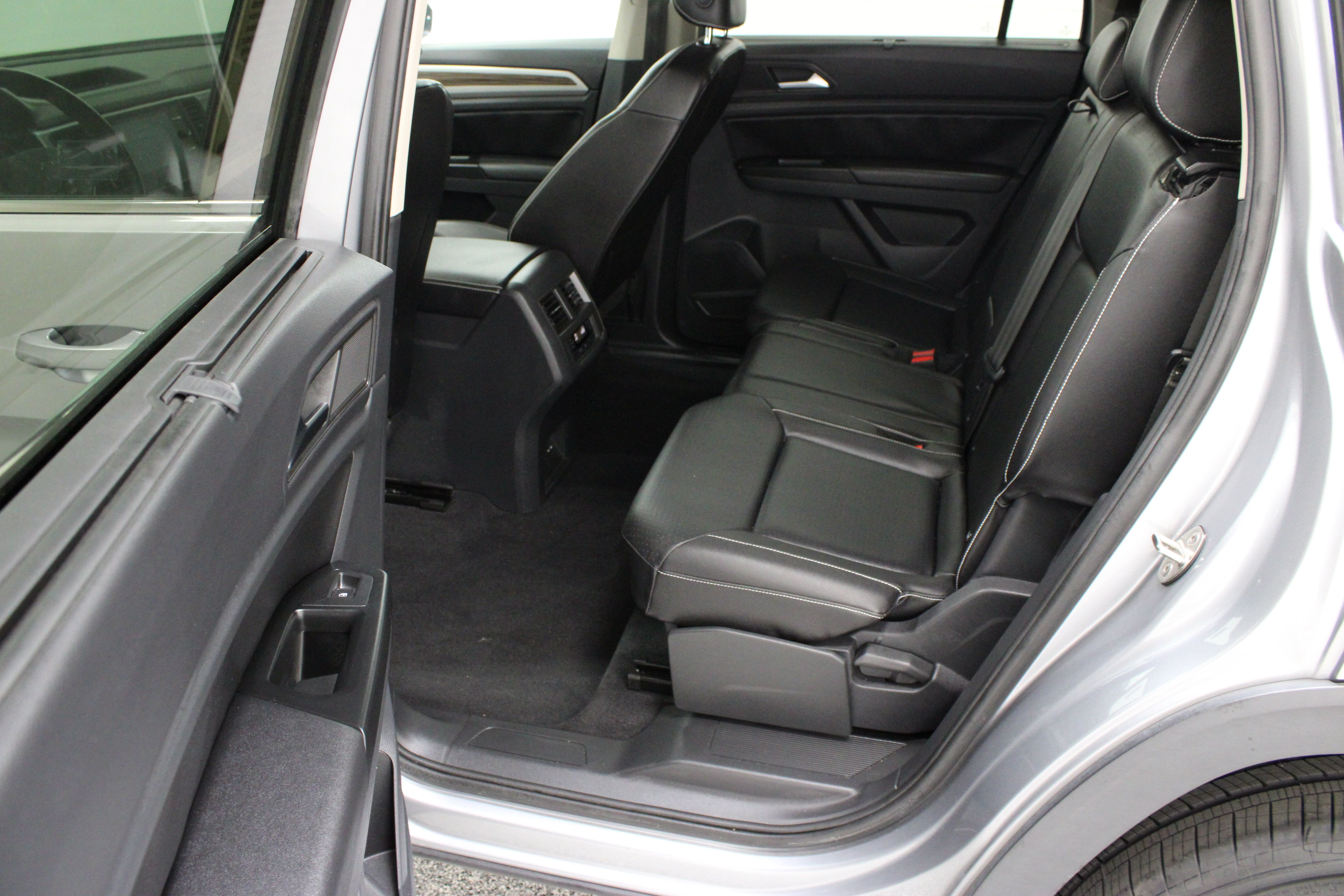 Used 2021 Volkswagen Atlas SE FWD image 29