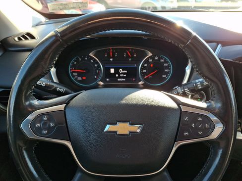 Used 2020 Chevrolet Traverse LT w/ LT Premium Package image 23