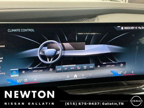 Used 2026 BMW 740i xDrive AWD/4WD image 73
