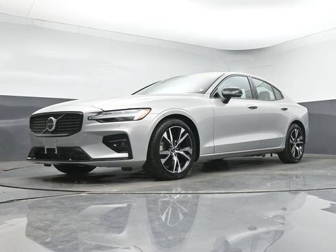 Used 2024 Volvo S60 B5 Core w/ Climate Package FWD image 48