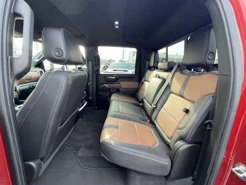 Used 2022 Chevrolet Silverado 2500 High Country image 24