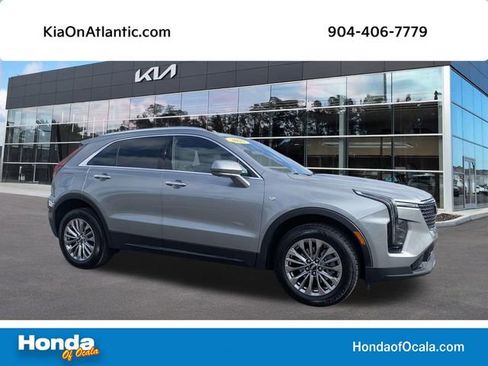 Used 2025 Cadillac XT4 Premium Luxury FWD image 1