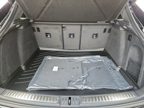 New 2026 Porsche Macan Turbo image 24