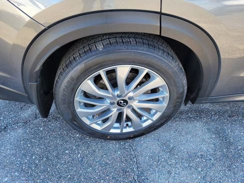 Used 2023 INFINITI QX50 Luxe image 7