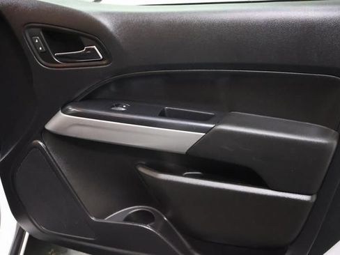 Used 2021 Chevrolet Colorado LT w/ Fleet Safety Package RWD image 11