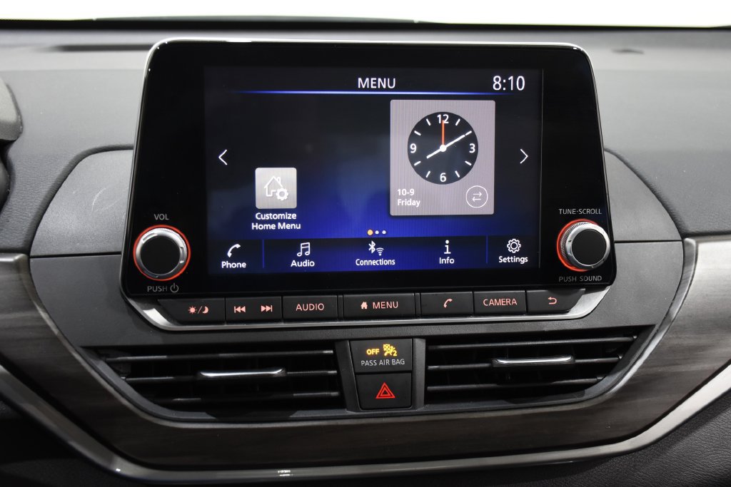 Used 2025 Nissan Altima 2.5 SV FWD image 19