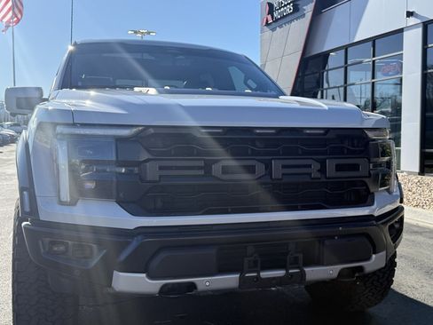 Used 2025 Ford F150 Raptor image 31