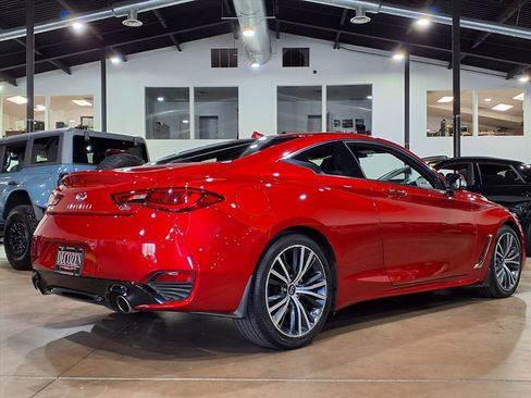 Used 2022 INFINITI Q60 3.0t Luxe w/ Essential Package image 6