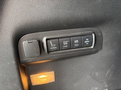 Used 2017 Ford Explorer Sport w/ Equipment Group 401A AWD/4WD image 26