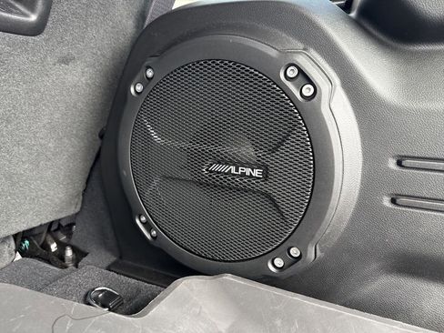 Certified 2025 Jeep Wrangler Willys image 23