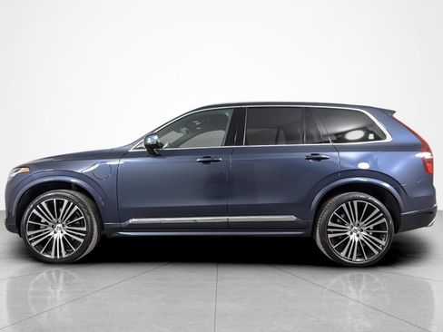 Used 2021 Volvo XC90 T8 Inscription Expression w/ Advanced Package AWD/4WD image 2