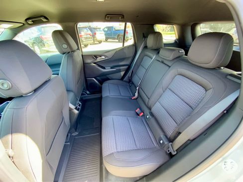 New 2026 Chevrolet Equinox LT w/ Midnight Edition AWD/4WD image 25