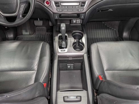 Used 2018 Honda Pilot EX-L image 19