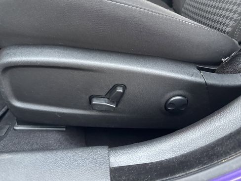 Used 2023 Dodge Charger SXT image 16