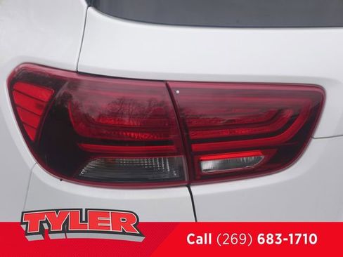Used 2020 Kia Sorento EX AWD/4WD image 12