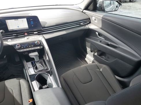 Certified 2023 Hyundai Elantra SEL w/ Convenience Package FWD image 24