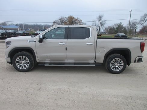 New 2026 GMC Sierra 1500 Denali image 10