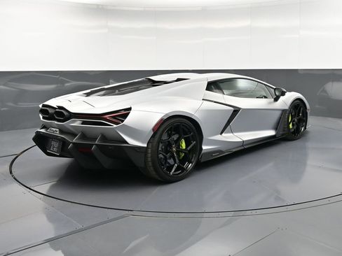 Used 2024 Lamborghini Revuelto AWD/4WD image 8