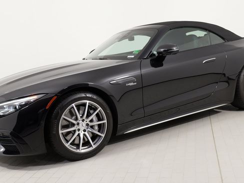 Used 2023 Mercedes-Benz SL 43 AMG image 4