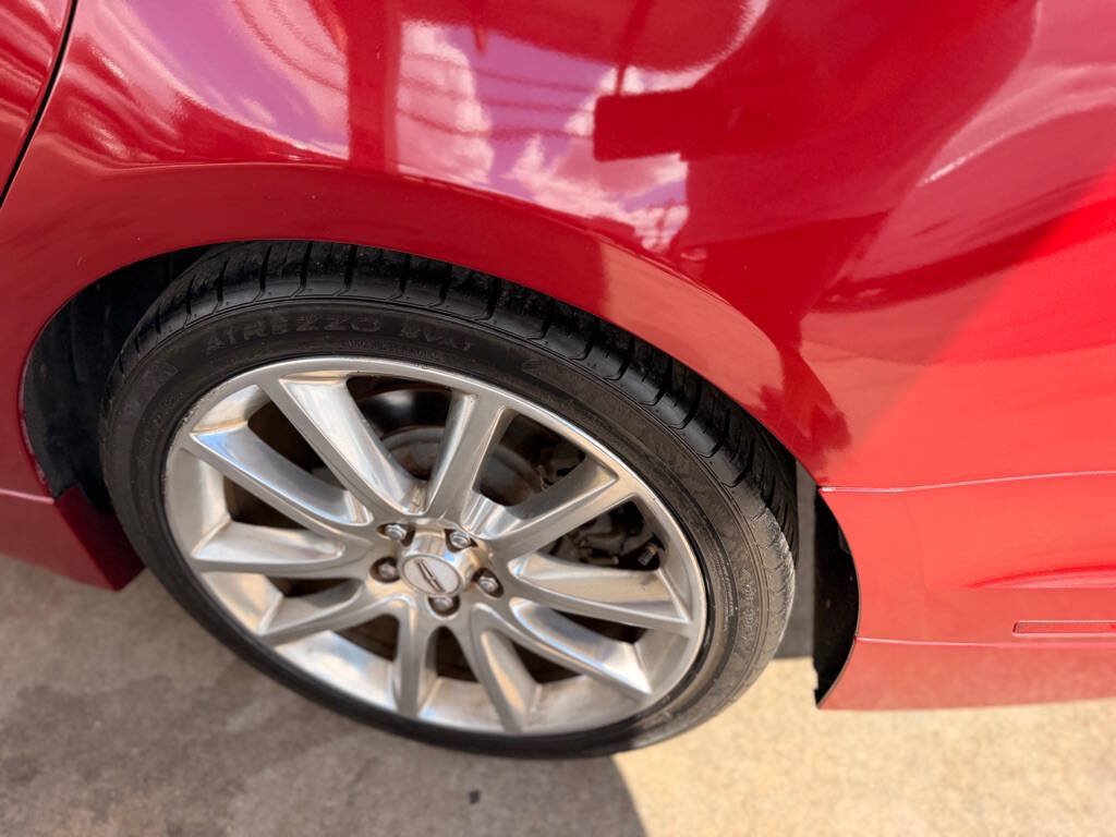 Used 2013 Lincoln MKZ FWD image 13