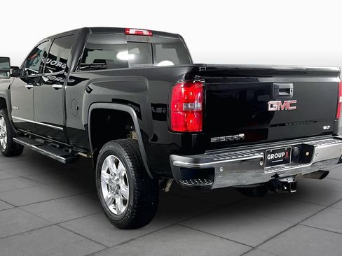 Used 2018 GMC Sierra 2500 SLT AWD/4WD image 12