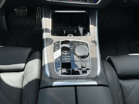 New 2026 BMW X5 xDrive50e w/ M Sport Package AWD/4WD image 14