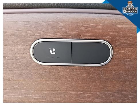 Used 2022 Mercedes-Benz GLB 250 4MATIC image 19