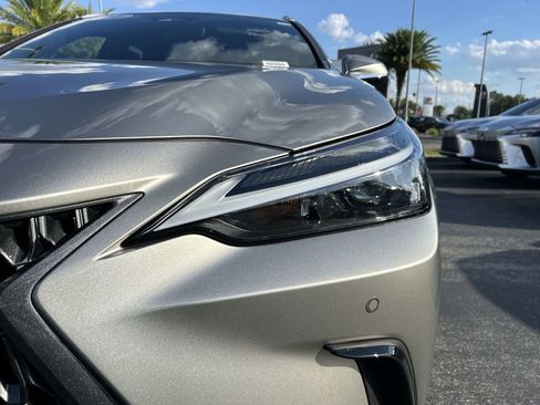 Used 2024 Lexus NX 250 FWD image 32