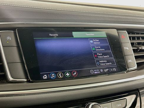 Used 2023 Buick Enclave Essence w/ Experience Buick Package FWD image 22
