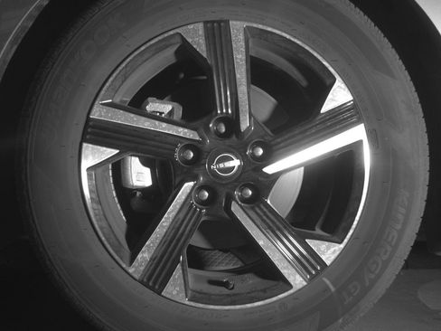 Used 2025 Nissan Sentra SV image 12