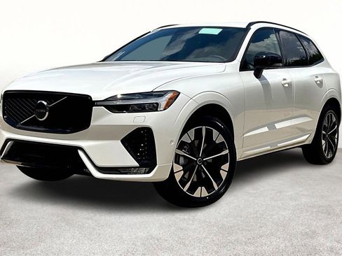New 2026 Volvo XC60 B5 Plus w/ Protection Package Premier AWD/4WD image 2