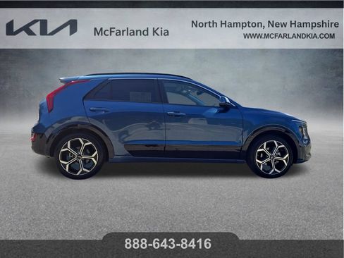 Used 2025 Kia Niro SX Touring FWD image 7