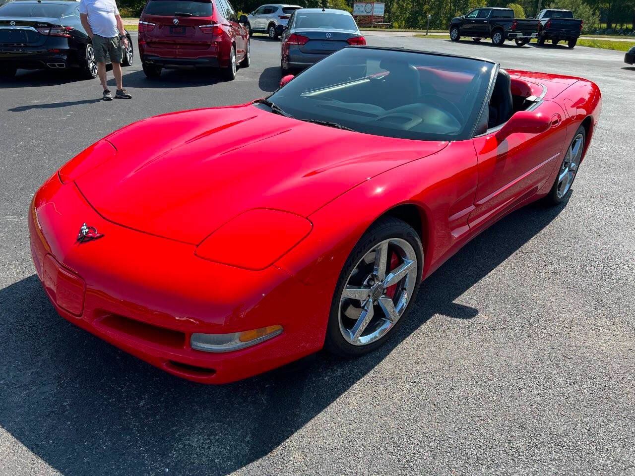 Used 2002 Chevrolet Corvette Coupe w/ Preferred Equipment Group2 RWD image 5