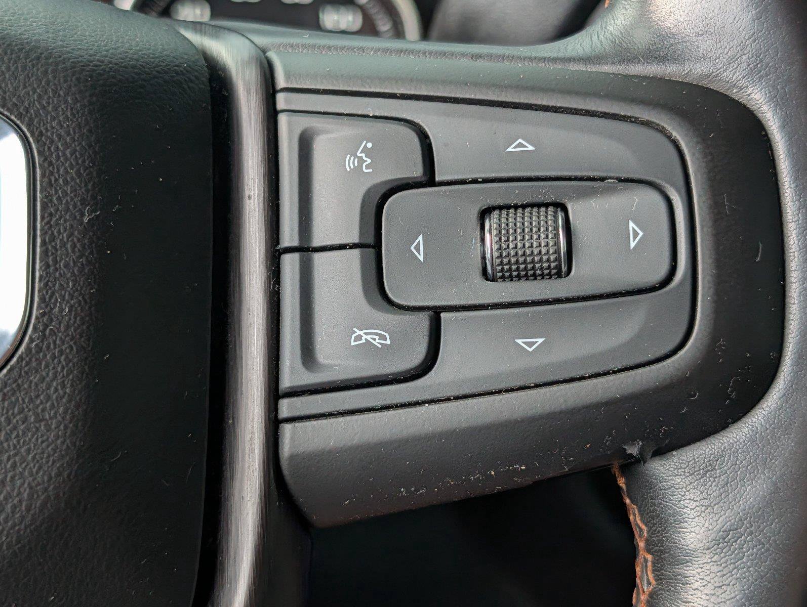 Used 2020 GMC Sierra 1500 AT4 w/ AT4 Premium Package AWD/4WD image 28