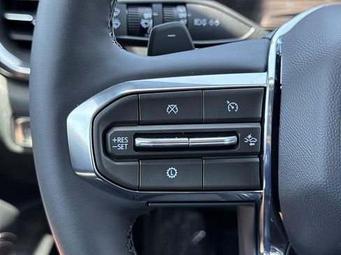 New 2026 GMC Terrain Elevation w/ Technology Package II FWD image 9