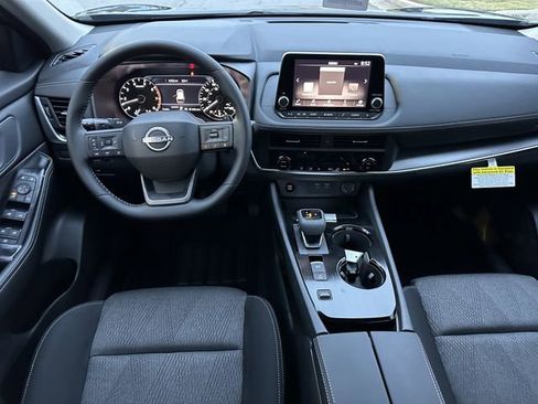 New 2026 Nissan Rogue SV FWD image 19