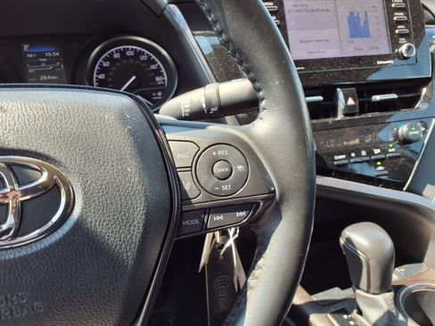 Used 2023 Toyota Camry SE image 21