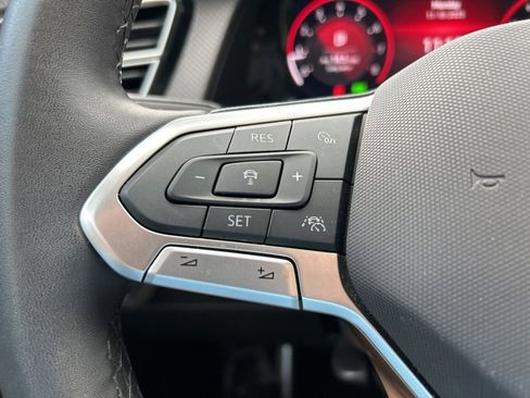 Used 2024 Volkswagen Atlas Peak Edition SEL image 21