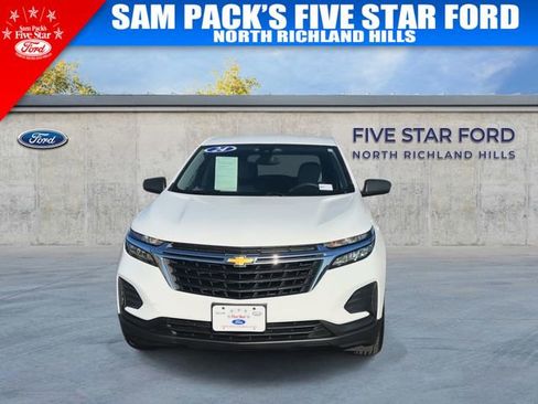 Used 2024 Chevrolet Equinox LS w/ LS Convenience Package image 3