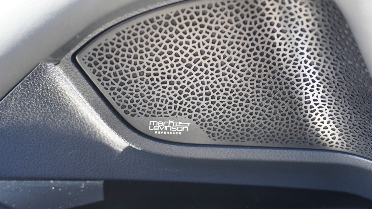 Used 2022 Lexus LX 600 4WD w/ Accessory Package (Z1) image 24