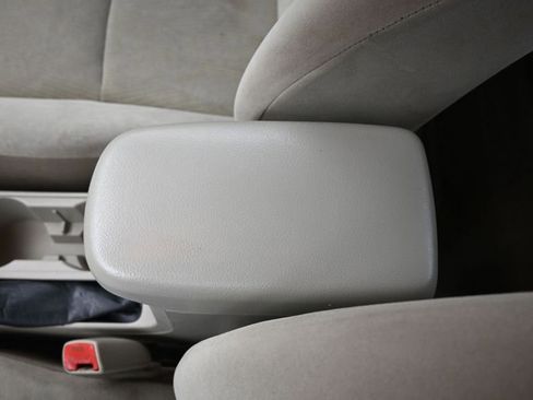 Used 2011 Toyota Corolla LE FWD image 32