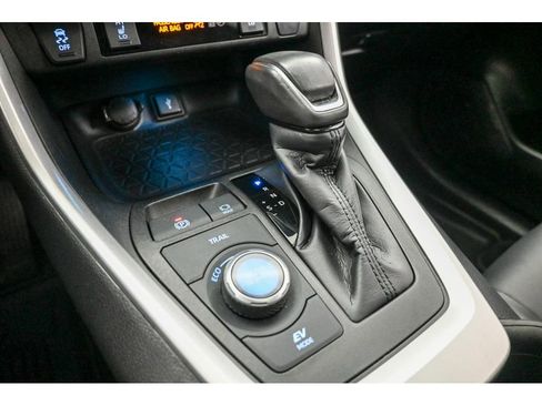 Used 2022 Toyota RAV4 XSE image 14