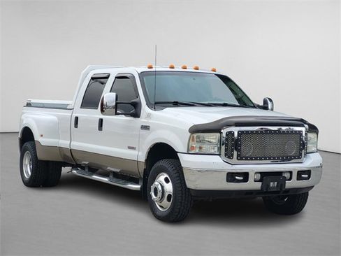 Used 2006 Ford F350 4x4 Crew Cab DRW Super Duty image 1