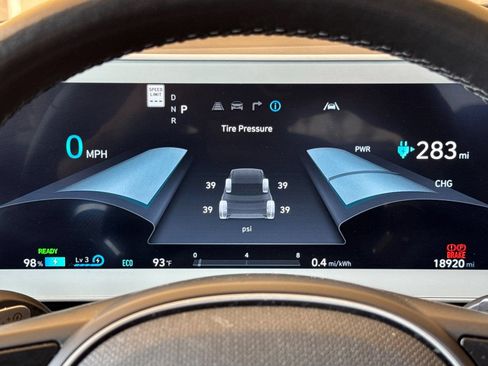 Used 2024 Hyundai Ioniq 5 SEL RWD image 25